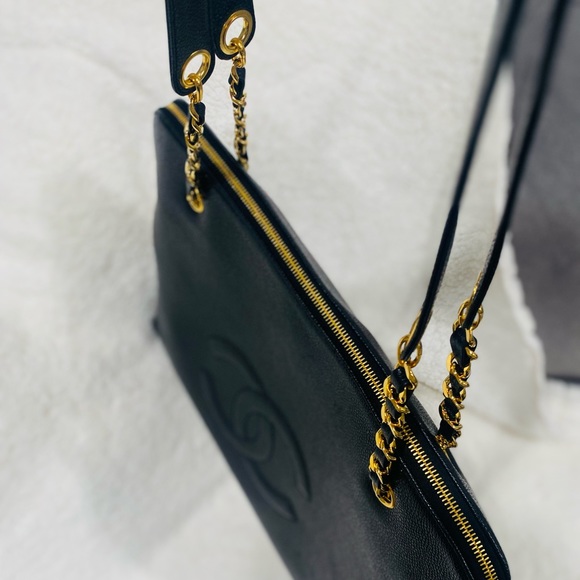 HANEL Pre-Owned 1995 CC caviar-leather shoulder bag - Picture 5 of 15